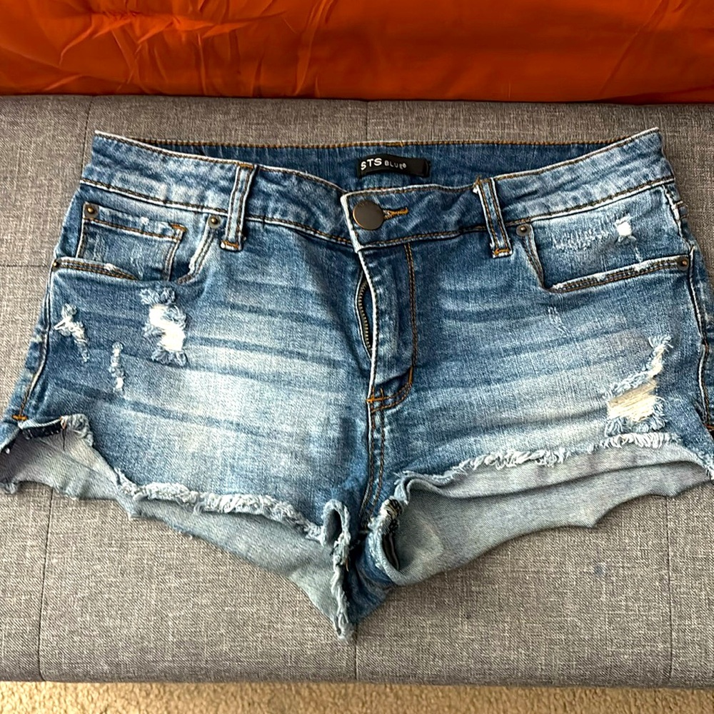 STS Blue denim shorts